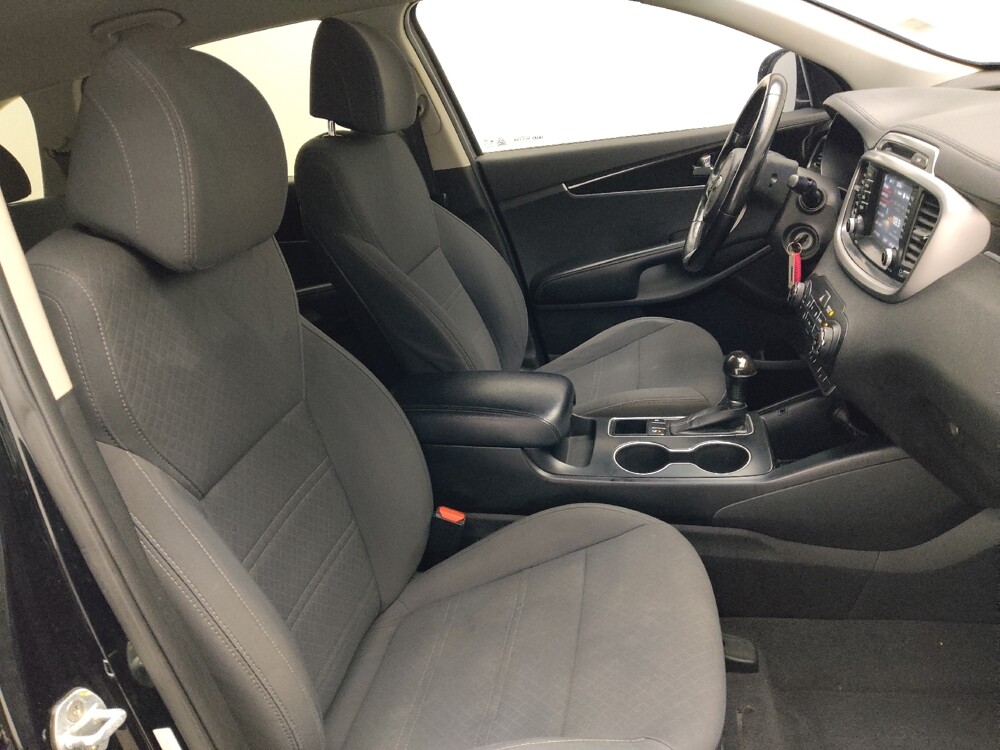 2017 Kia Sorento in Conyers, GA 30094 - 18093377 21