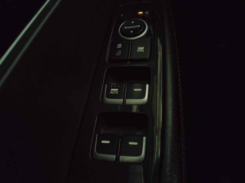 2017 Kia Sorento in Conyers, GA 30094 - 18093377 27