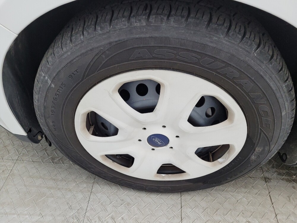 2017 Ford Focus in Columbia, SC 29210 - 18093394 31