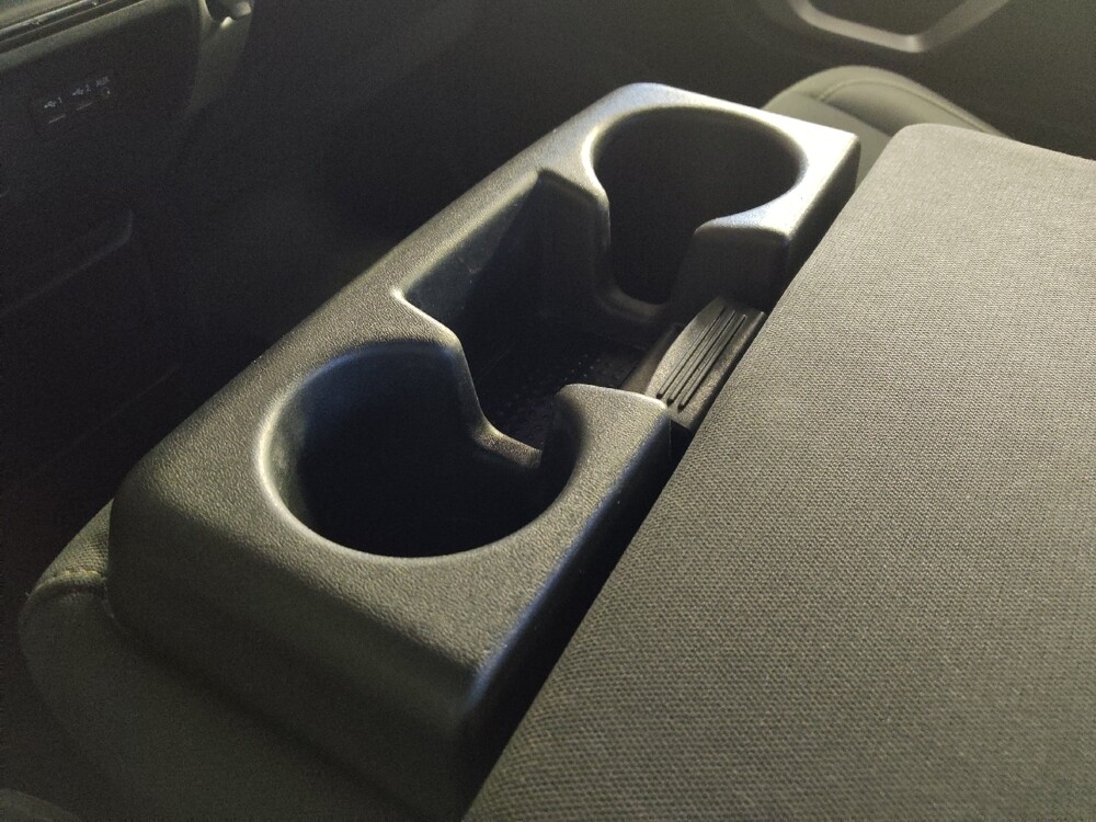 2019 Nissan Titan in San Antonio, TX 78238 - 18093395 26