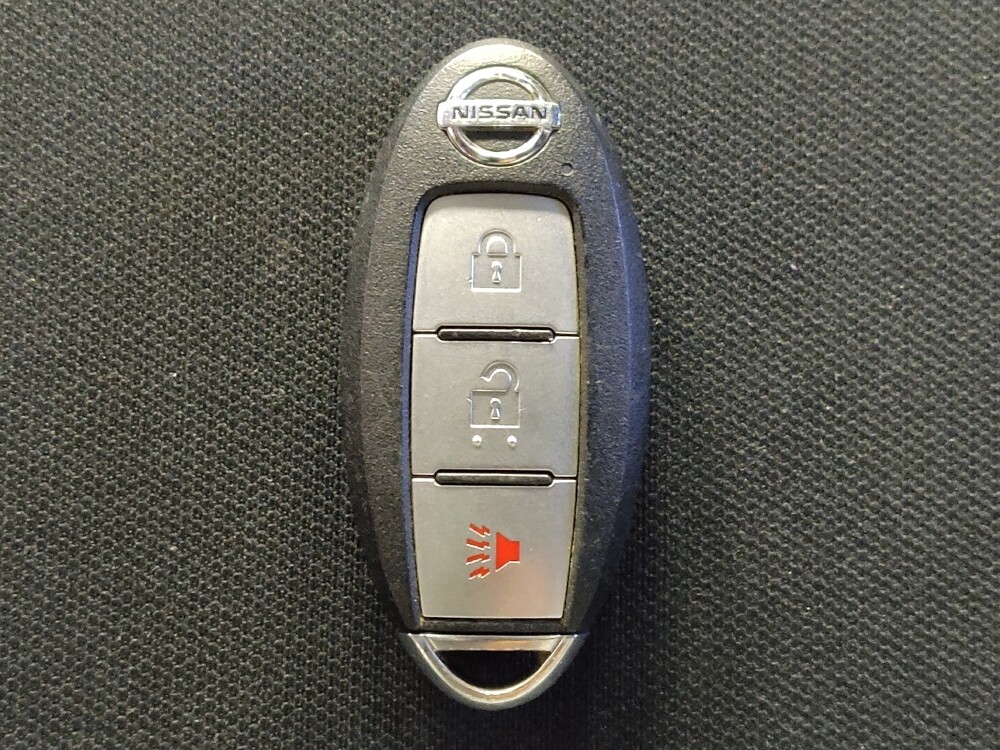 2019 Nissan Titan in San Antonio, TX 78238 - 18093395 32