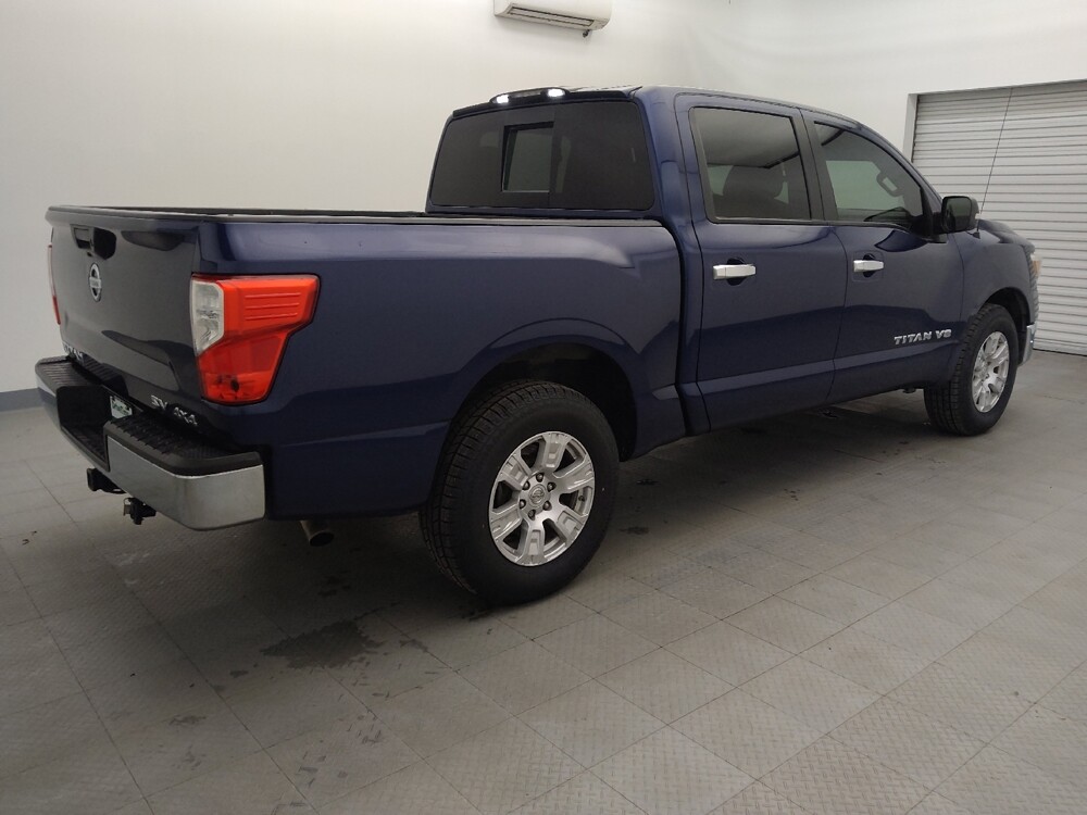 2019 Nissan Titan in San Antonio, TX 78238 - 18093395 10