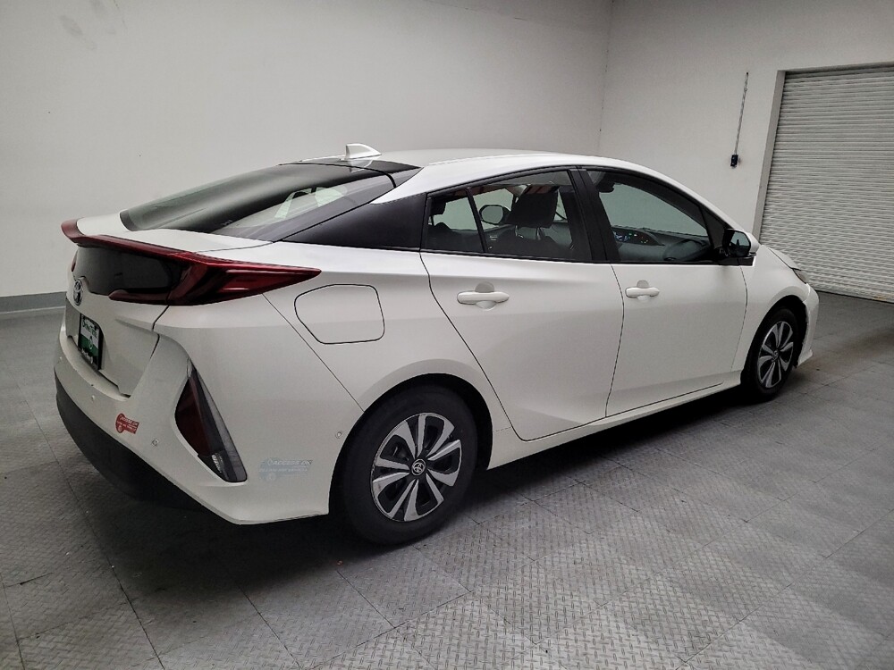 2017 Toyota Prius Prime in Sacramento, CA 95821 - 18093397 9