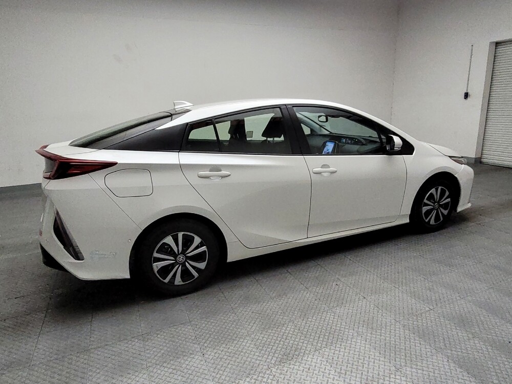 2017 Toyota Prius Prime in Sacramento, CA 95821 - 18093397 10