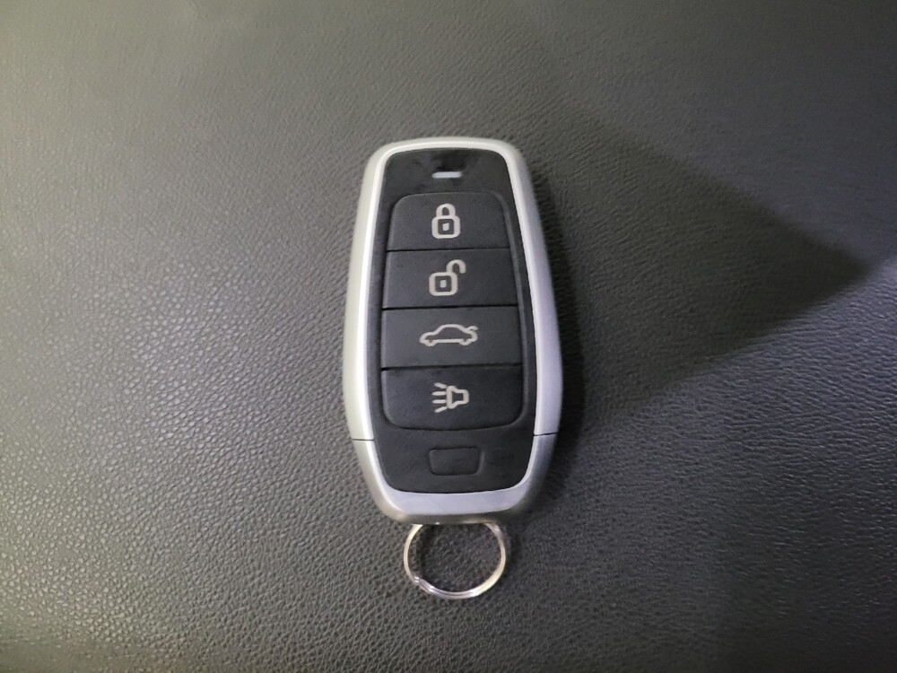 2020 Chevrolet Equinox in Sacramento, CA 95821 - 18093399 32