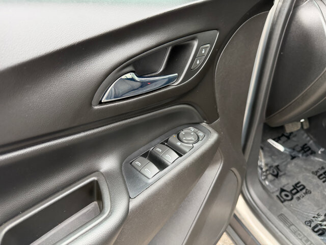 2019 Chevrolet Equinox in Baltimore, MD 21225 - 18093414 20