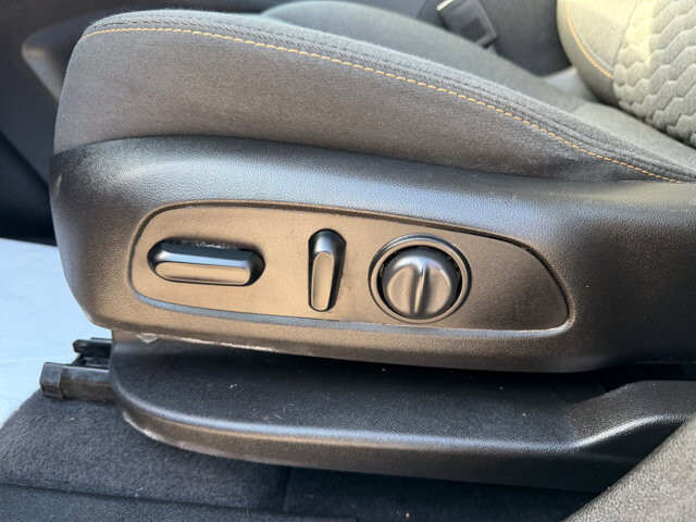 2021 Chevrolet Equinox in Baltimore, MD 21225 - 18093416 30