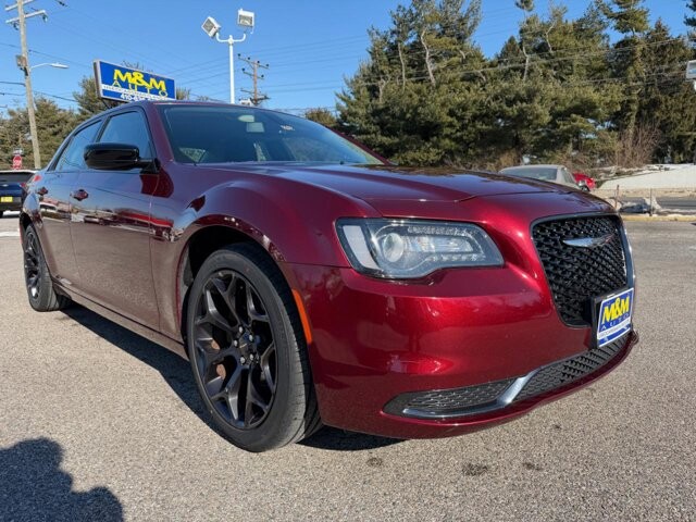2019 Chrysler 300 in Baltimore, MD 21225 - 18093420 9
