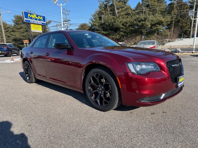 2019 Chrysler 300 in Baltimore, MD 21225 - 18093420 2