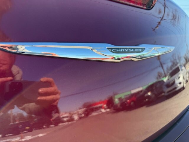 2019 Chrysler 300 in Baltimore, MD 21225 - 18093420 13