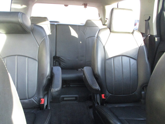 2016 GMC Acadia in Oak Grove, MO 64075 - 18093428 11