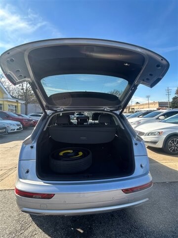 2018 Audi Q5 in Greenville, SC 29607 - 18093431 21