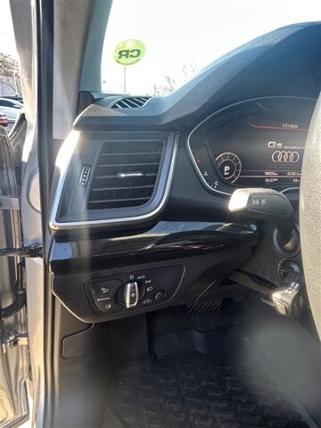 2018 Audi Q5 in Greenville, SC 29607 - 18093431 33