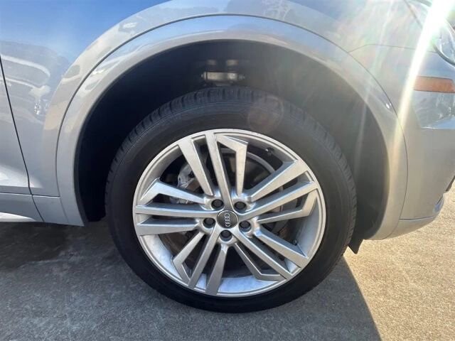 2018 Audi Q5 in Greenville, SC 29607 - 18093431 10