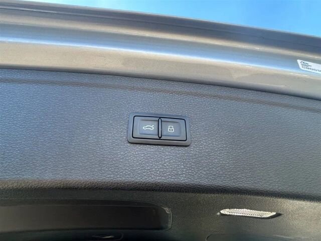 2018 Audi Q5 in Greenville, SC 29607 - 18093431 25