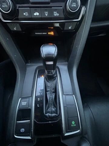 2018 Honda Civic in Greenville, SC 29607 - 18093433 26