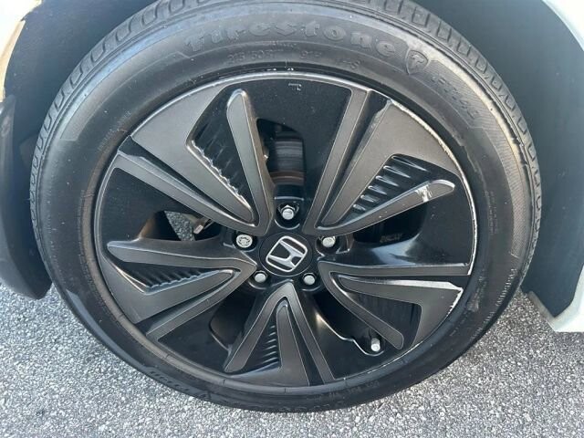 2018 Honda Civic in Greenville, SC 29607 - 18093433 9