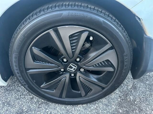 2018 Honda Civic in Greenville, SC 29607 - 18093433 8