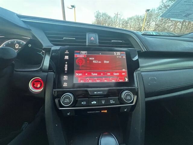 2018 Honda Civic in Greenville, SC 29607 - 18093433 28