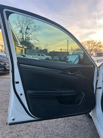 2018 Honda Civic in Greenville, SC 29607 - 18093433 50
