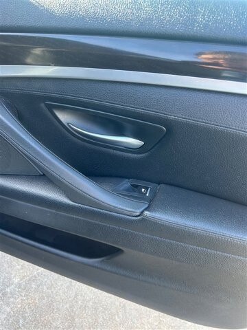 2015 BMW 528i xDrive in Greenville, SC 29607 - 18093434 16