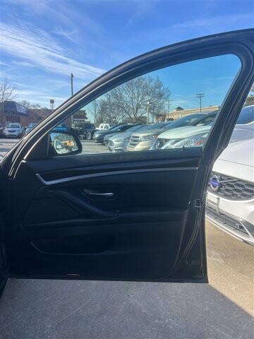 2015 BMW 528i xDrive in Greenville, SC 29607 - 18093434 15