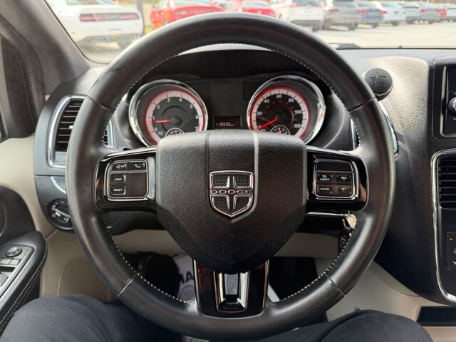 2017 Dodge Grand Caravan in Knoxville, TN 37920 - 18093437 18