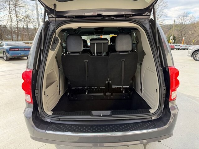 2017 Dodge Grand Caravan in Knoxville, TN 37920 - 18093437 11