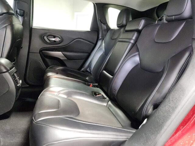 2019 Jeep Cherokee in Cinnaminson, NJ 08077 - 18093439 12