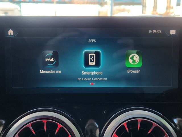 2022 Mercedes-Benz GLB 250 in Cinnaminson, NJ 08077 - 18093440 24