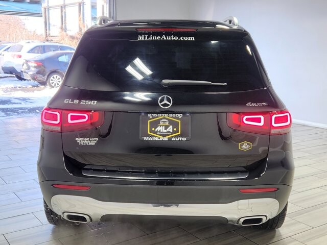 2022 Mercedes-Benz GLB 250 in Cinnaminson, NJ 08077 - 18093440 4