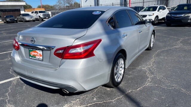 2016 Nissan Altima in Dallas, TX 75228 - 18093448 6