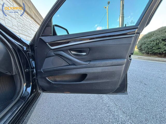2016 BMW 528i in Decatur, GA 30032 - 18093453 43