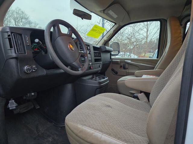 2011 Chevrolet Express 2500 in Blauvelt, NY 10913 - 18093457 10