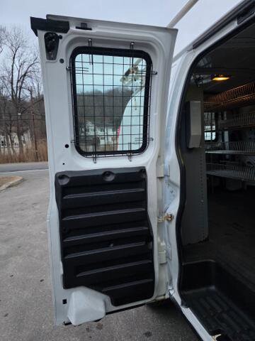 2011 Chevrolet Express 2500 in Blauvelt, NY 10913 - 18093457 49