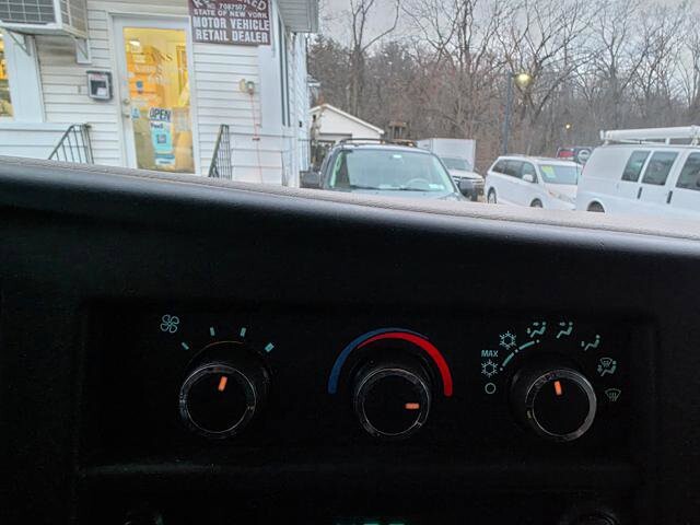 2011 Chevrolet Express 2500 in Blauvelt, NY 10913 - 18093457 18