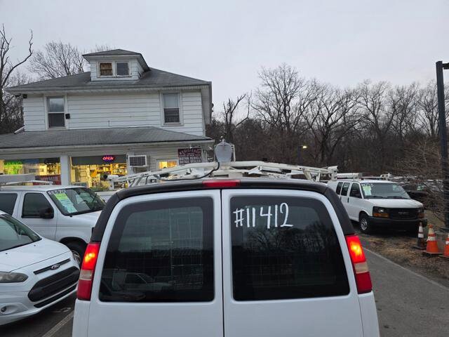 2011 Chevrolet Express 2500 in Blauvelt, NY 10913 - 18093457 41