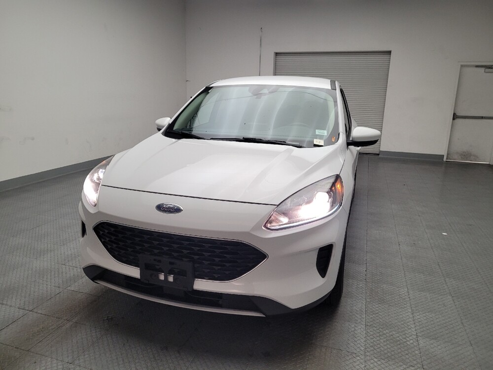 2020 Ford Escape in Downey, CA 90241 - 18093465 15