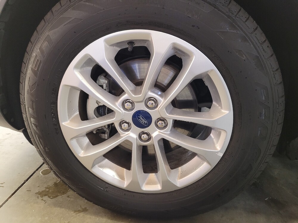 2020 Ford Escape in Downey, CA 90241 - 18093465 31