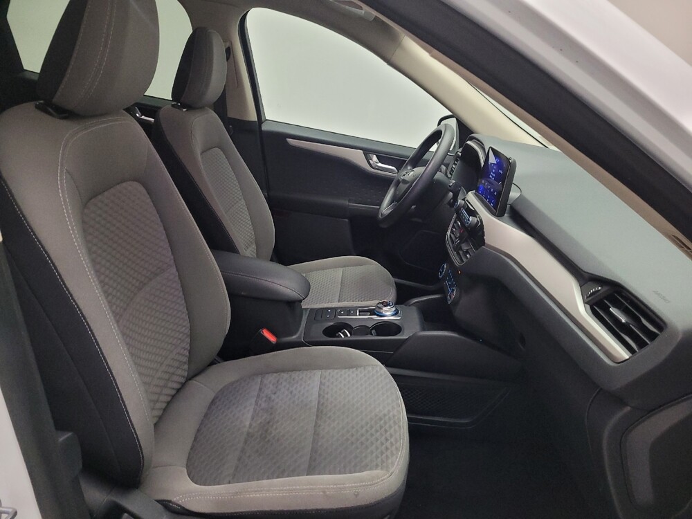 2020 Ford Escape in Downey, CA 90241 - 18093465 21