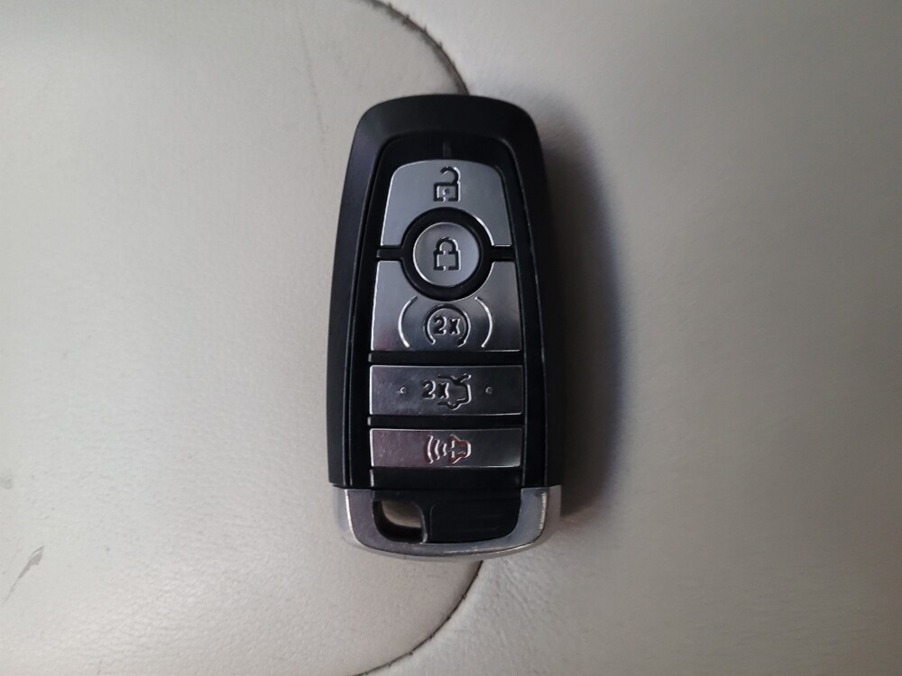 2017 Ford Edge in Torrance, CA 90504 - 18093469 32