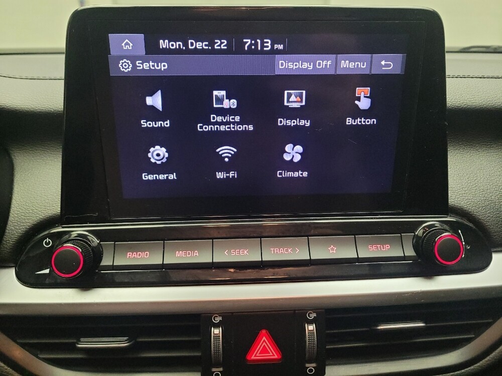 2022 Kia Forte in Montclair, CA 91763 - 18093472 25