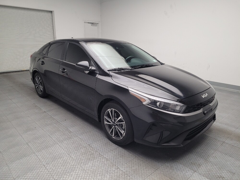 2022 Kia Forte in Montclair, CA 91763 - 18093472 13