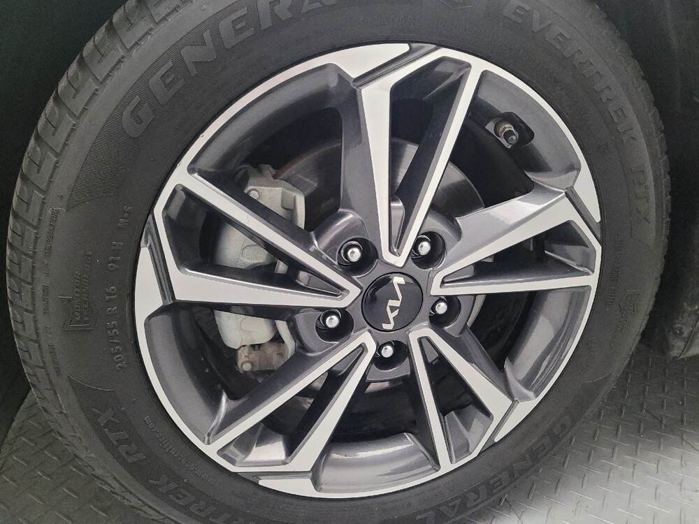 2022 Kia Forte in Montclair, CA 91763 - 18093472 31