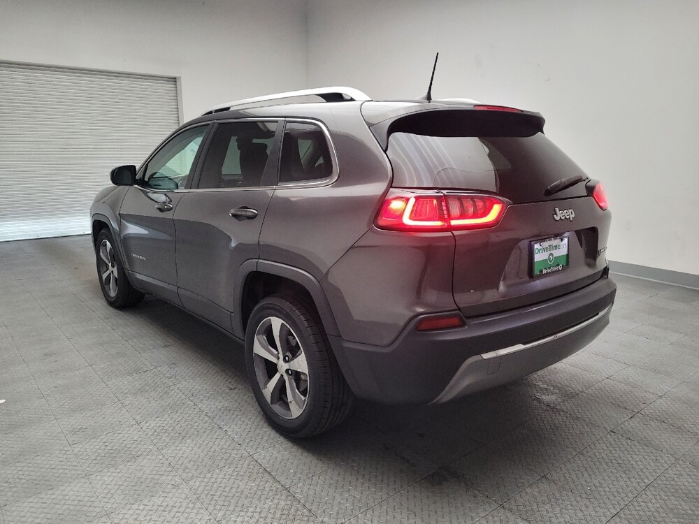 2019 Jeep Cherokee in Downey, CA 90241 - 18093473 5