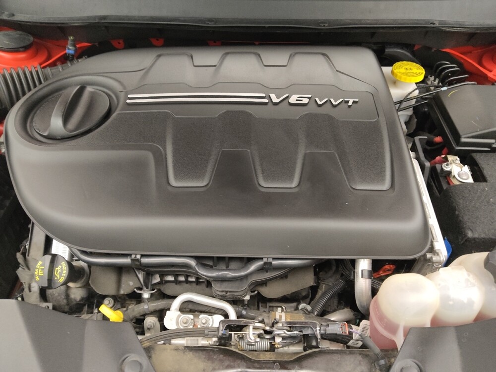 2019 Jeep Cherokee in Gladstone, MO 64118 - 18093479 30