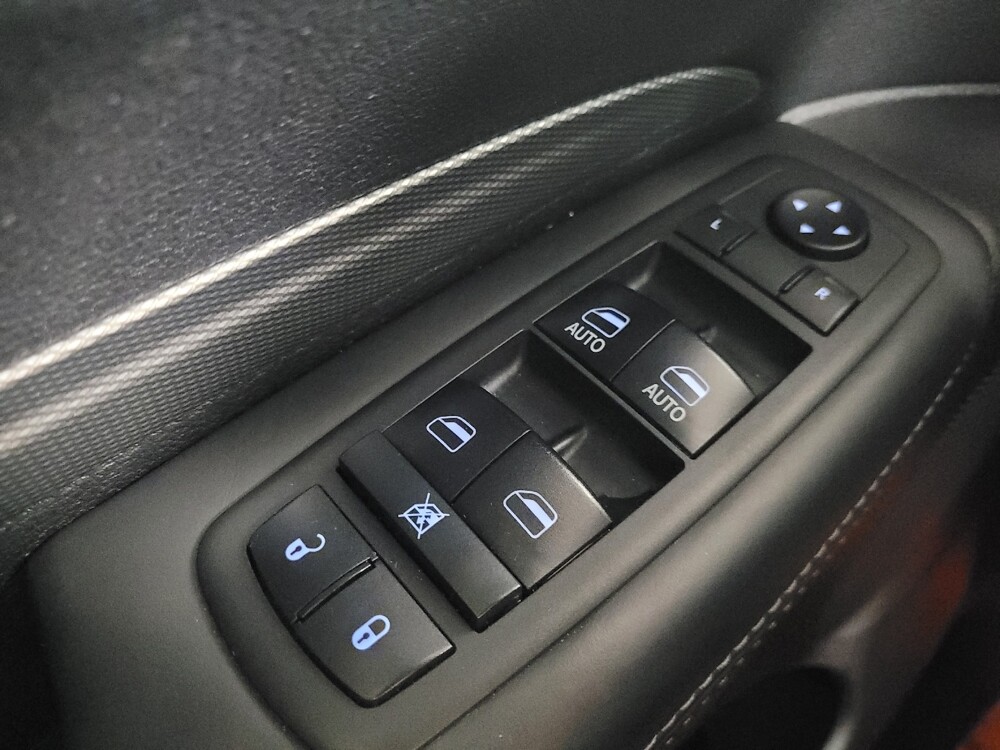 2019 Dodge Durango in Morrow, GA 30260 - 18093486 27