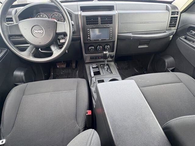 2009 Jeep Liberty in Mesa, AZ 85212 - 18093487 27