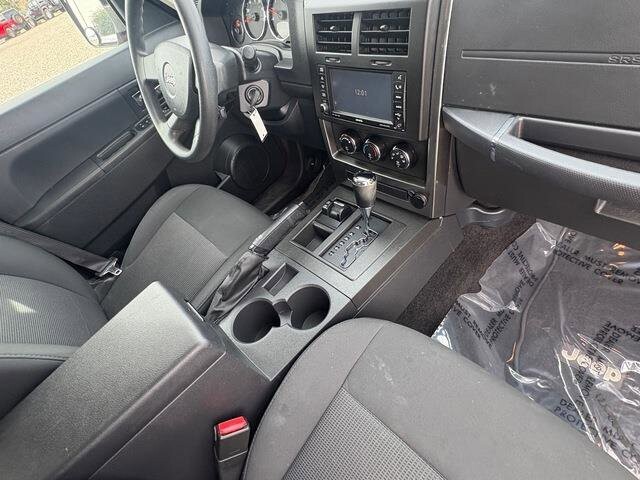 2009 Jeep Liberty in Mesa, AZ 85212 - 18093487 65