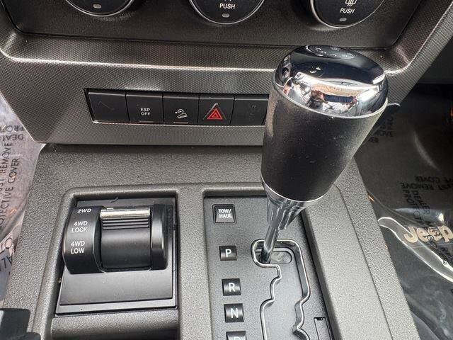 2009 Jeep Liberty in Mesa, AZ 85212 - 18093487 21